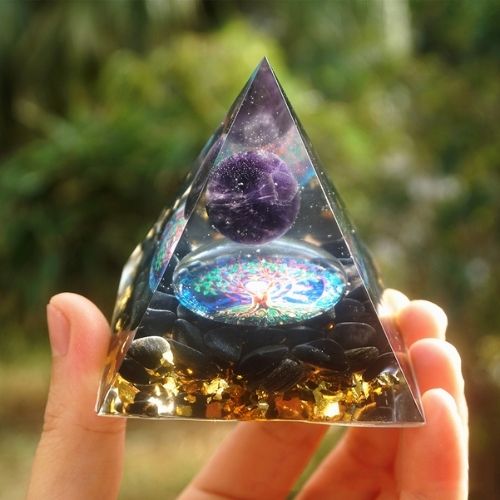 Energy Healing Pyramid Crystal